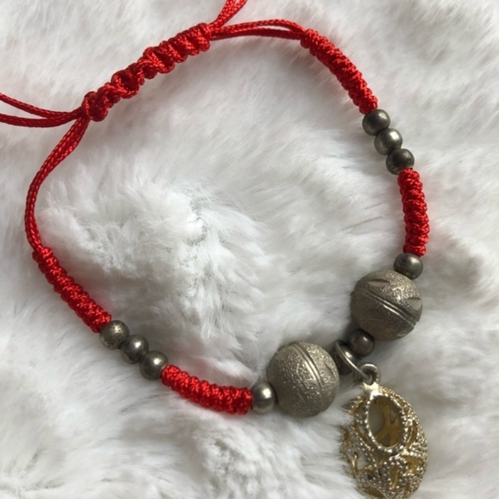 Beaded Red Charm Bracelet NWOT One Size Handmade Casual Chic Cute